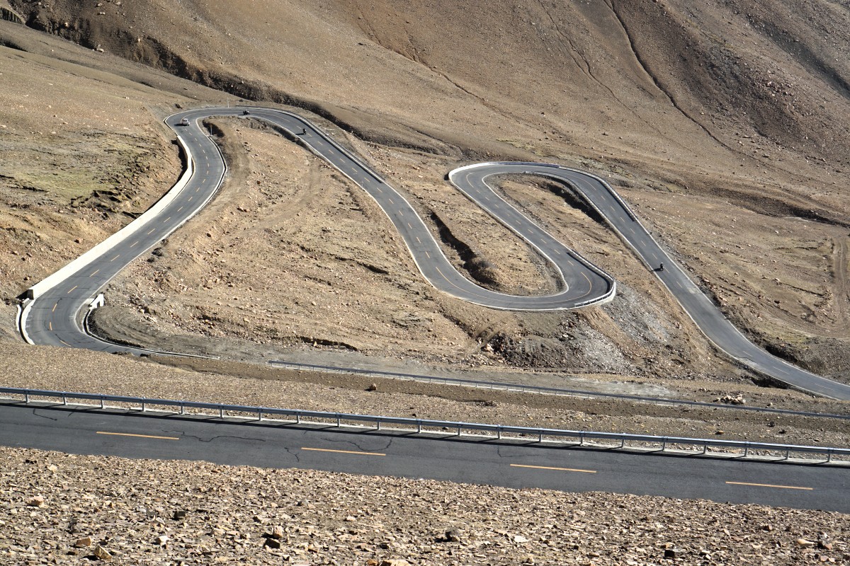 Race track or mountain road?